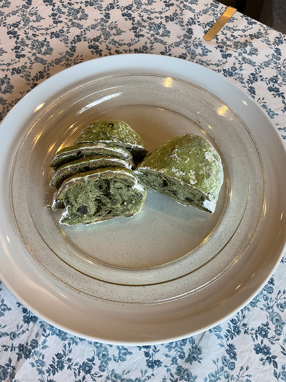 濃い濃い抹茶のシュトーレン